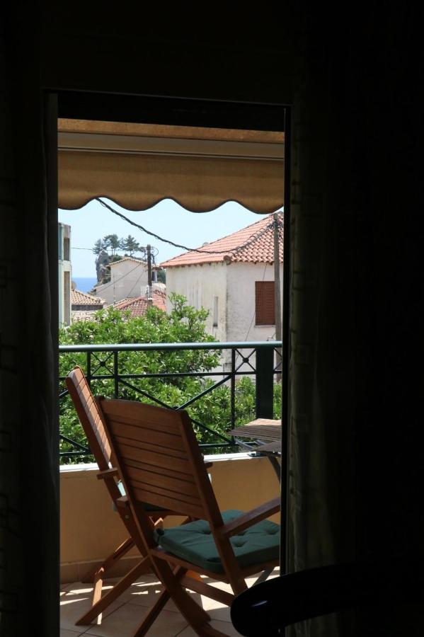 House In The Alley Apartment